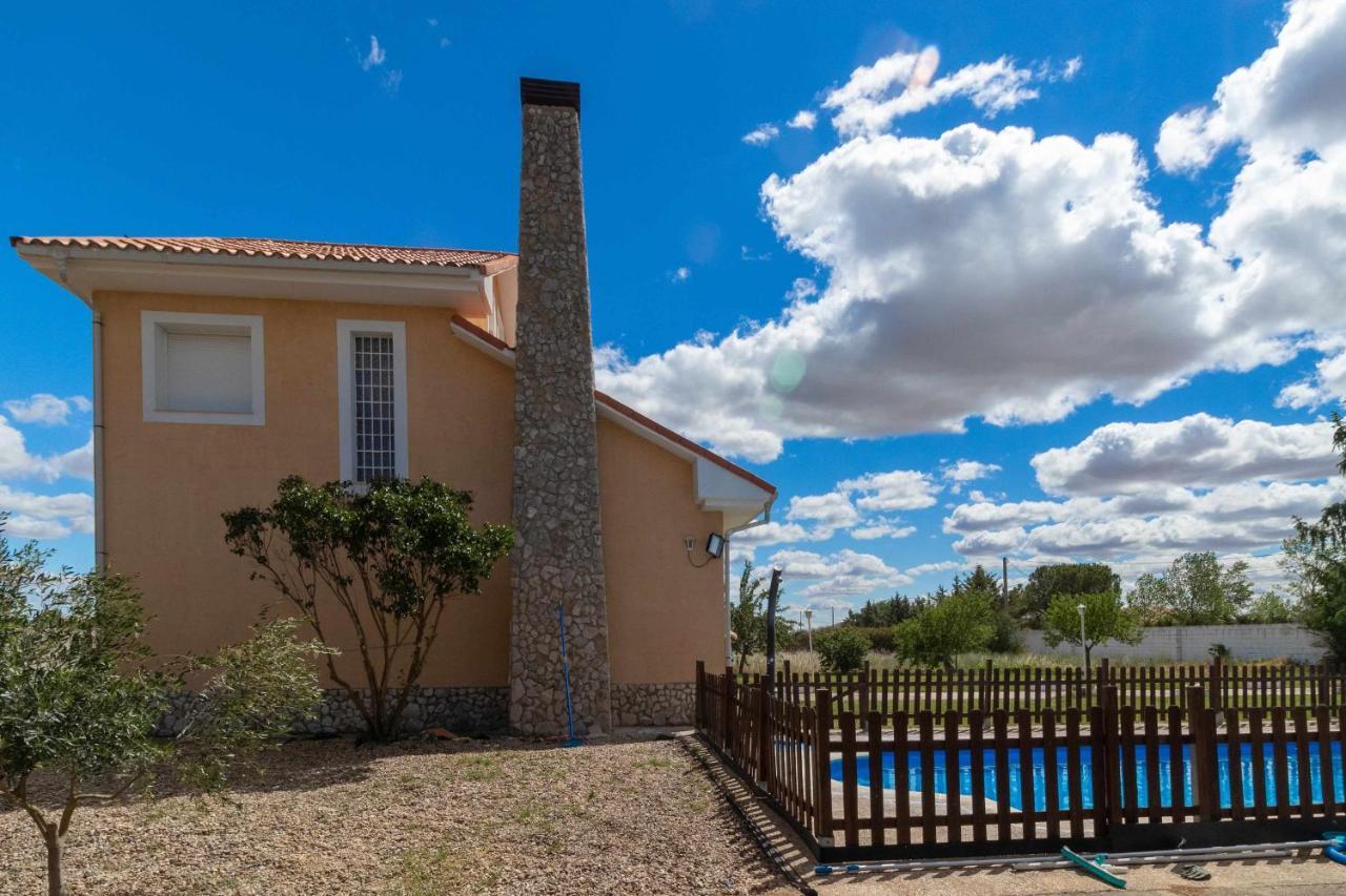 Finca Alonso Piscina en Villargordo del Cabriel Exterior foto